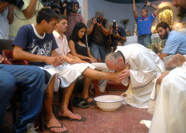 Featured image for “Kneeling With Jesus, Receiving With Peter”