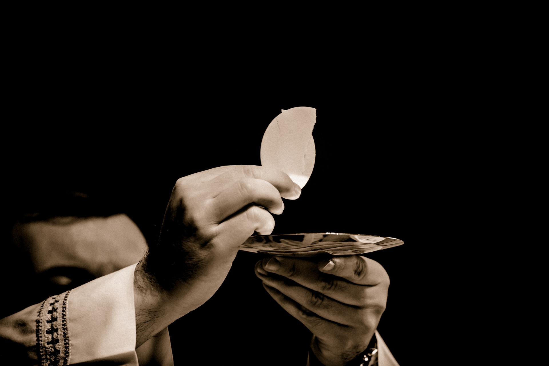 Featured image for “Communion, a Counter-Monument”